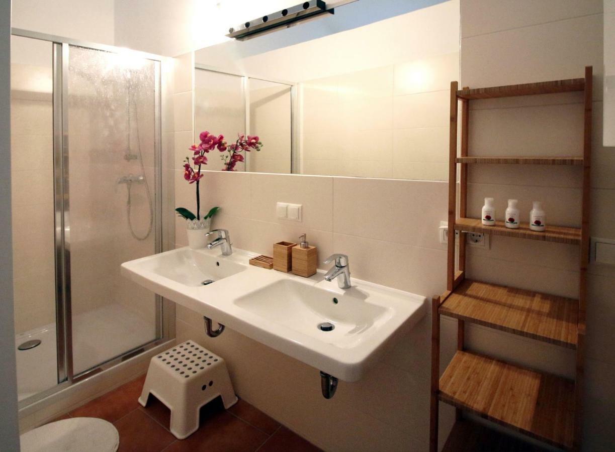 Aeki Apartament